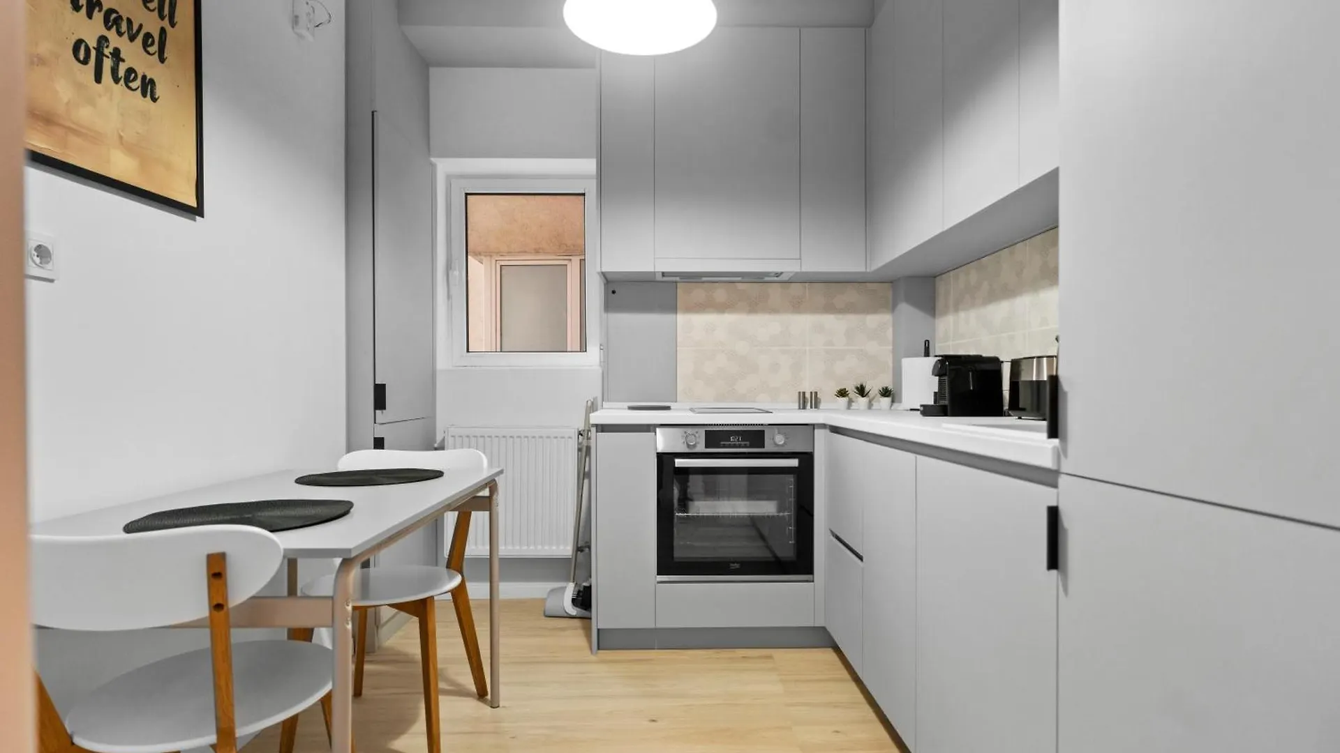 High-End Apartment With Panoramic View, Parking & Pool Bucharest